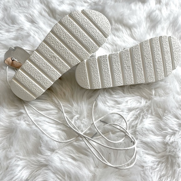 Brand new Gladiator Lace-up Platform sandals! - Picture 3 of 5